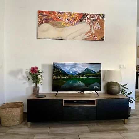 Pedregalejo Beach House Малага Экстерьер фото