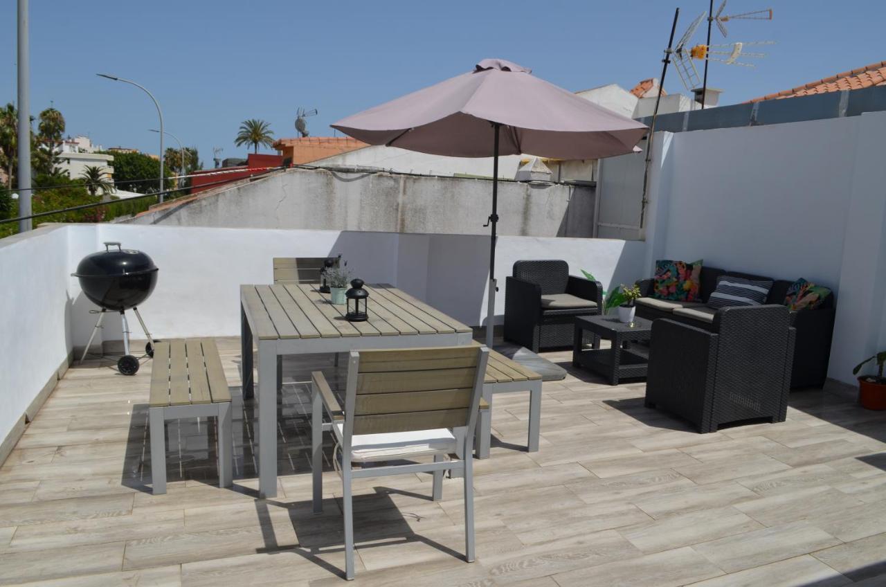 Pedregalejo Beach House Малага Экстерьер фото