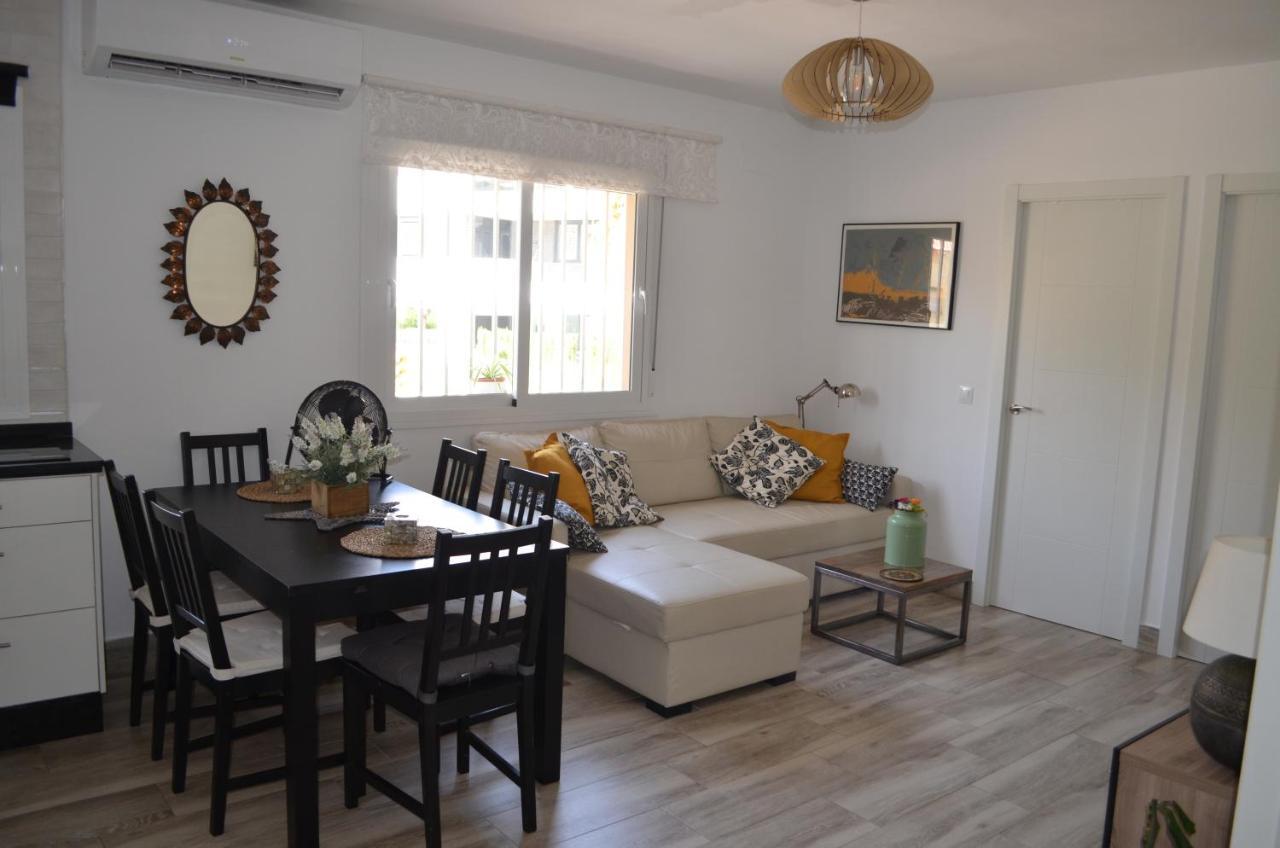 Pedregalejo Beach House Малага Экстерьер фото