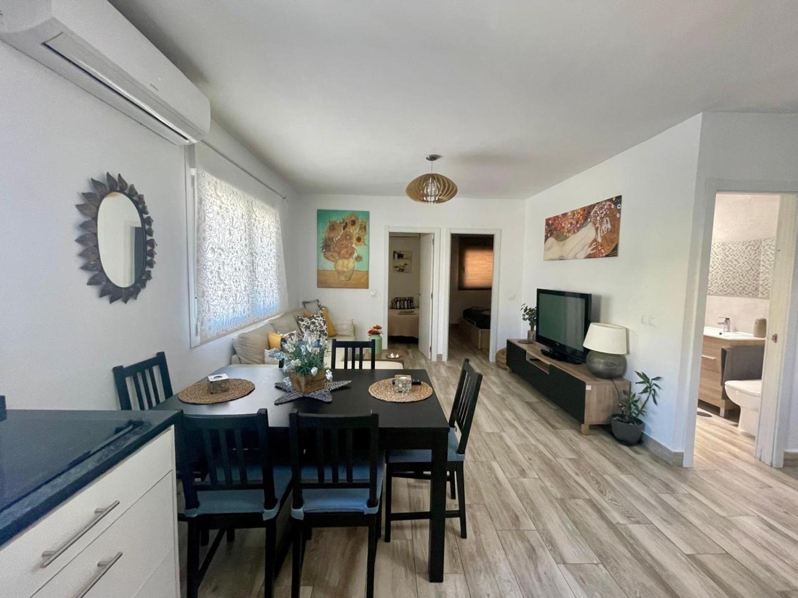 Pedregalejo Beach House Малага Экстерьер фото