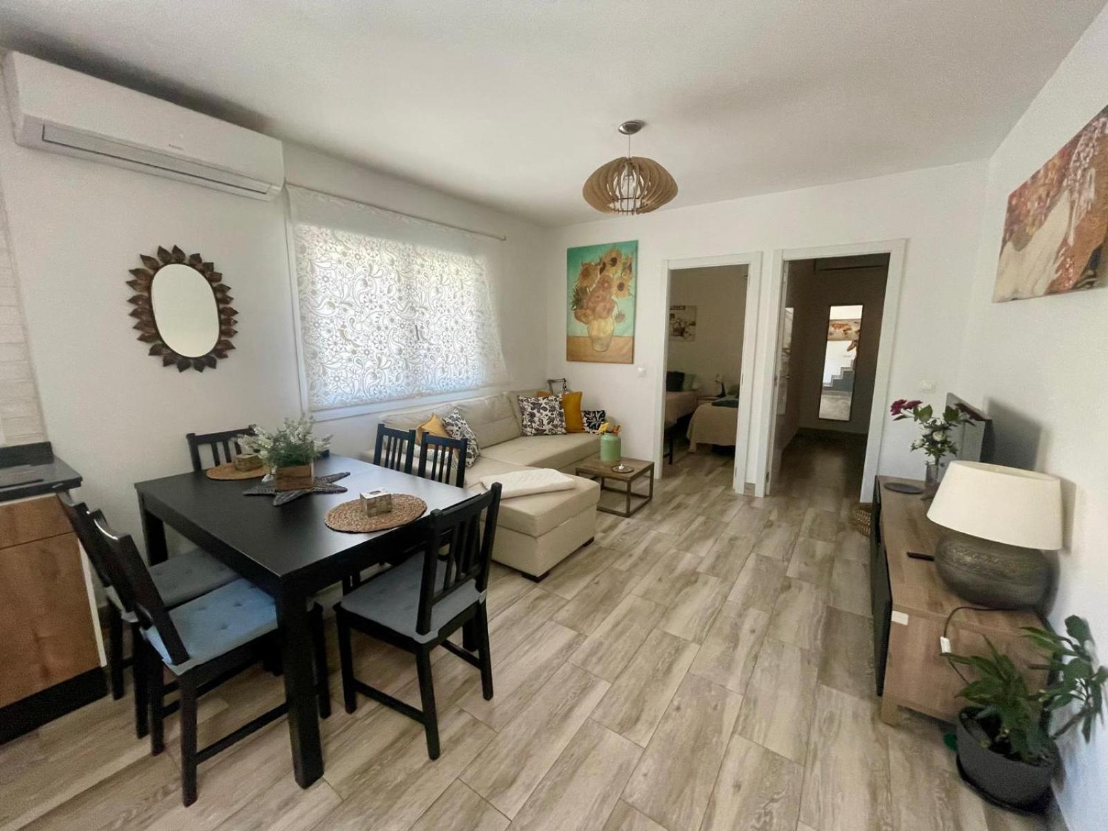 Pedregalejo Beach House Малага Экстерьер фото